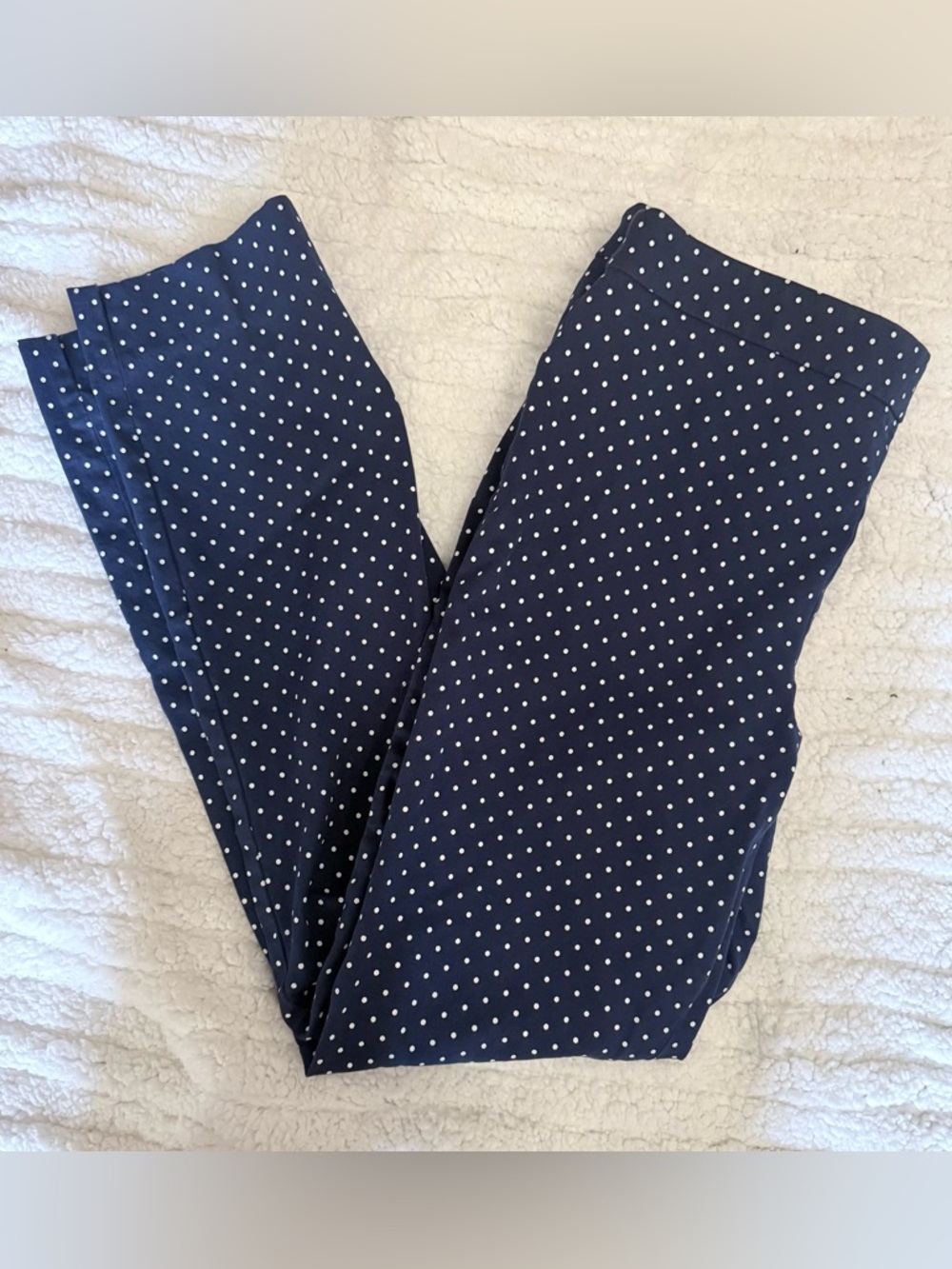 Women’s Talbots Navy and White Polka Dot Ankle Pants - Size 4